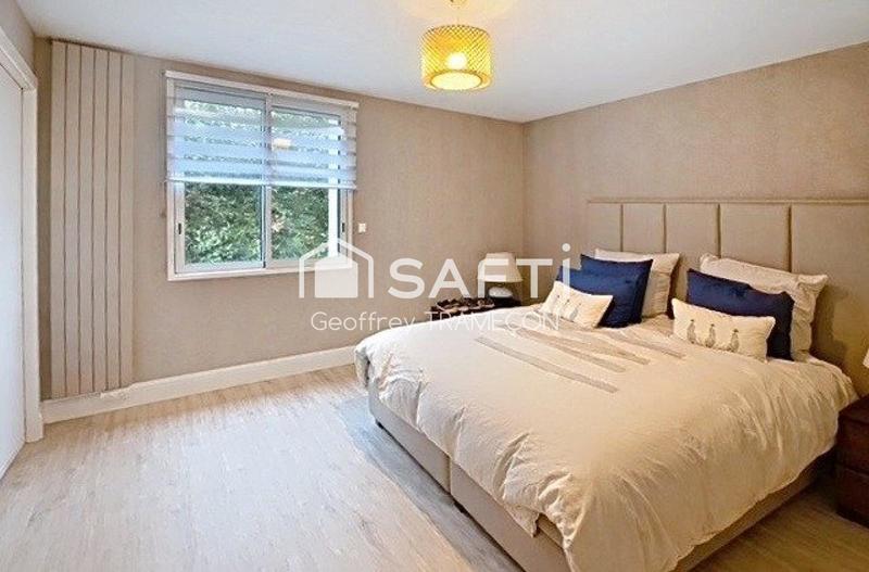 Villa - 180 m² - 7 pièces