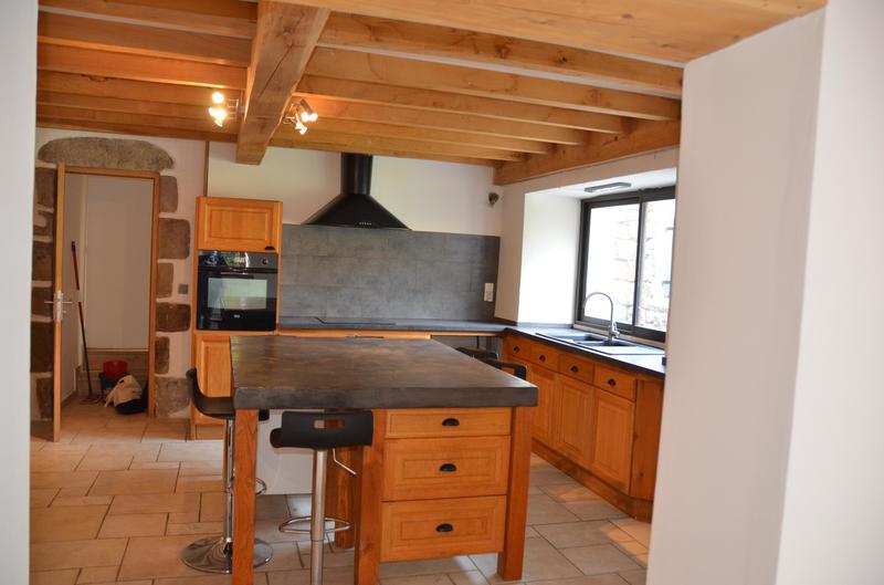 Maison en pierre - 212 m² - 6 pièces