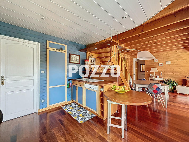 Maison - 133 m² - 8 pièces