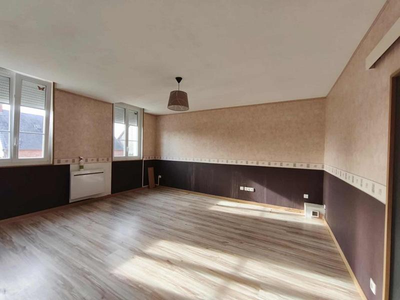 Maison - 211 m² - 8 pièces