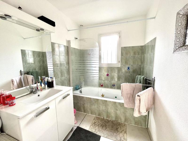 Propriété - 77 m² - 4 pièces