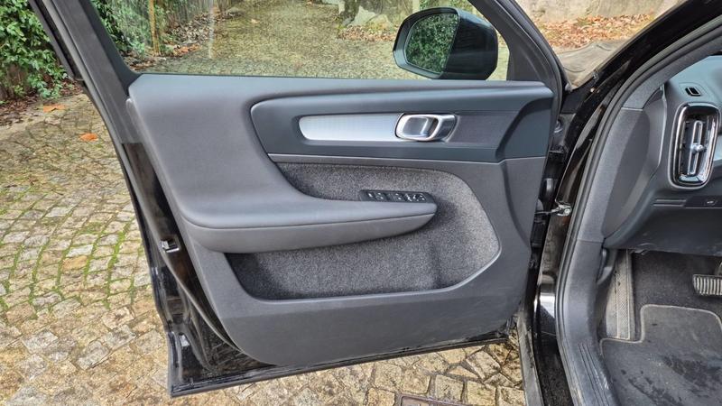 Volvo Xc40 I 2.0 B3 163 Mild-Hybrid Dct7 Start - Automatique