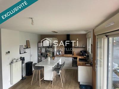 Maison - 103 m² - 5 pièces