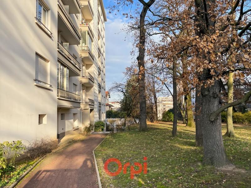 Appartement - 106 m² - 5 pièces