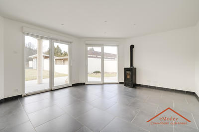 Villa - 145 m² - 6 pièces