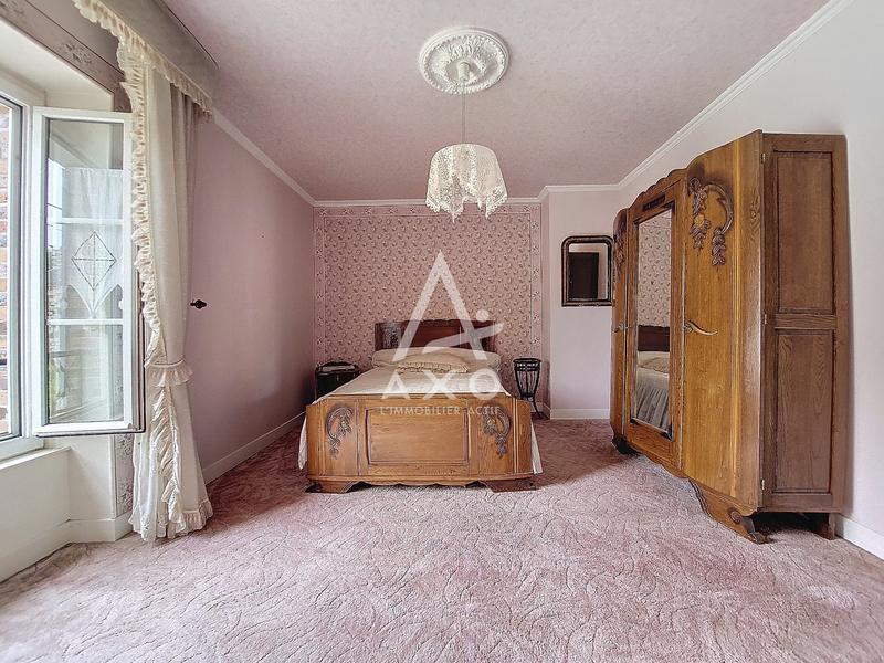 Maison de ville - 210 m² - 9 pièces