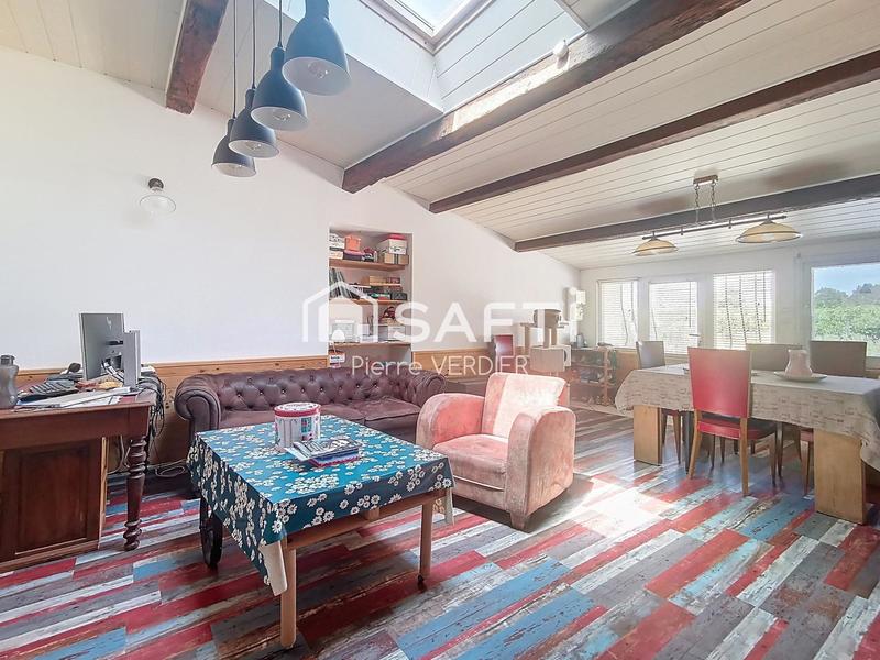 Maison - 95 m² - 5 pièces