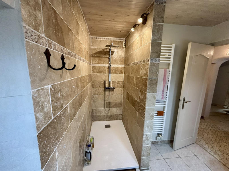 Mas - 195 m² - 5 pièces