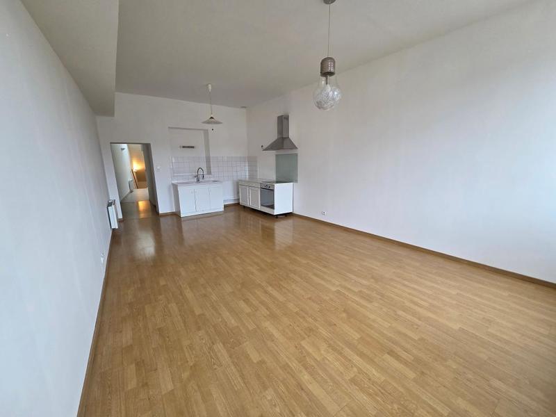 Appartement - 120 m² - 3 pièces