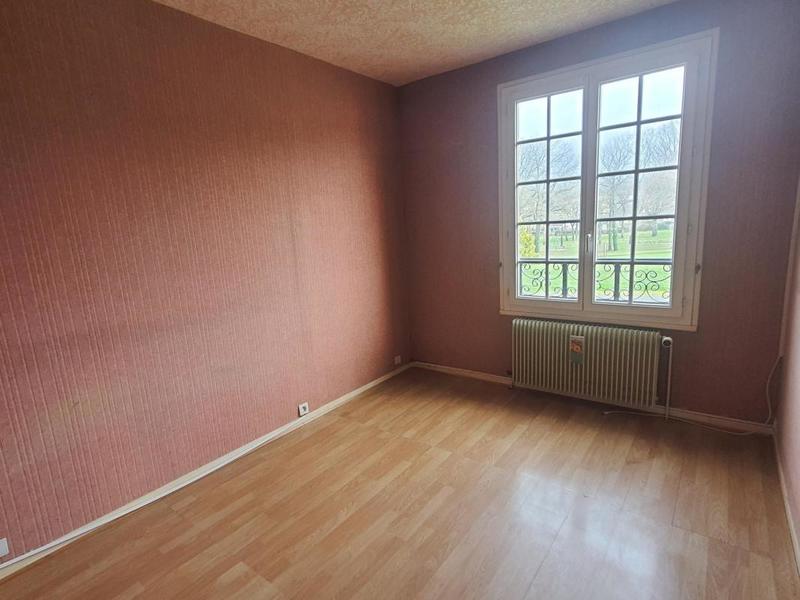 Maison traditionnelle - 107 m² - 6 pièces