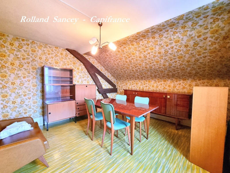 Maison - 200 m² - 8 pièces