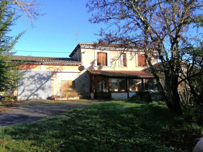 Corps de ferme - 250 m² - 11 pièces