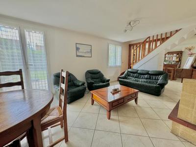 Maison - 105 m² - 5 pièces