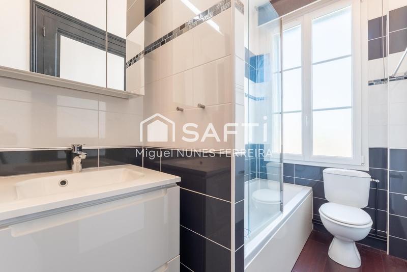 Maison - 206 m² - 10 pièces