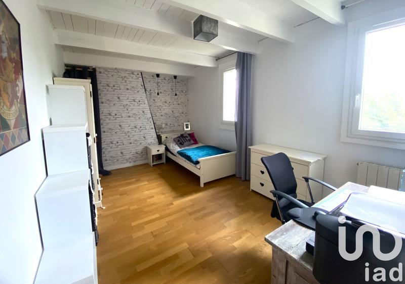 Maison - 185 m² - 7 pièces