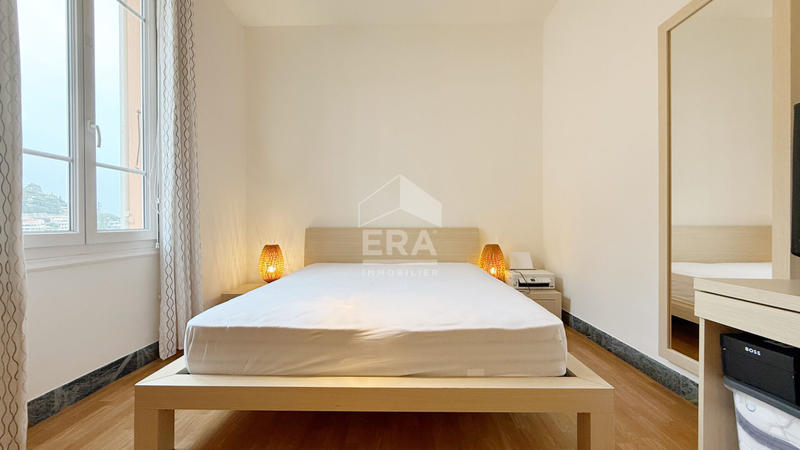 Appartement - 95 m² - 5 pièces