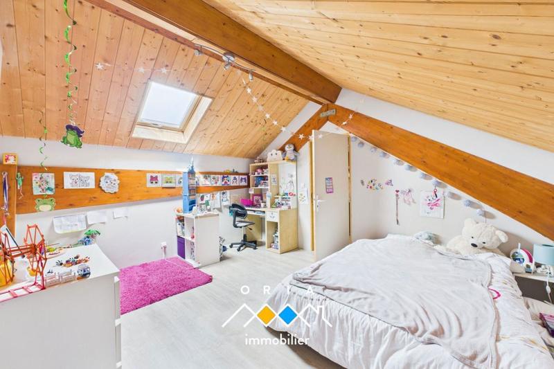 Maison - 206 m² - 7 pièces