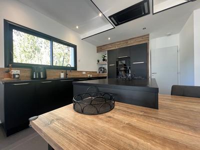 Maison - 113 m² - 5 pièces