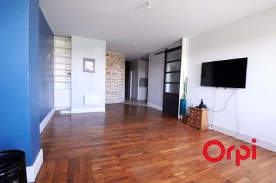 Appartement - 75 m² - 3 pièces