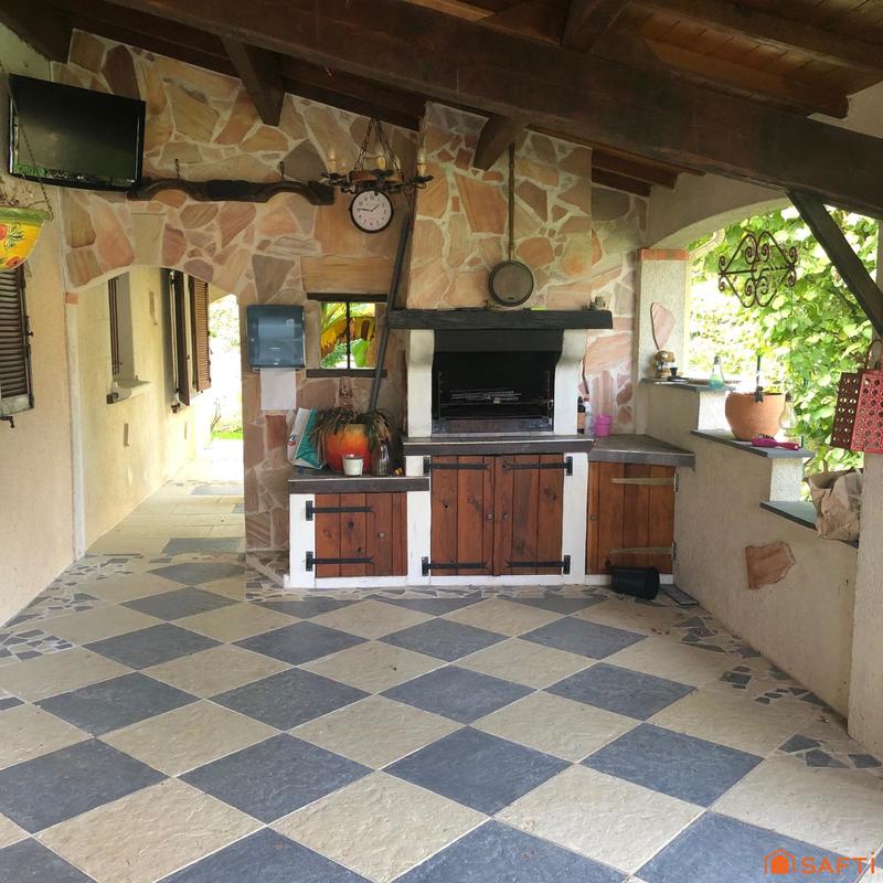 Maison - 190 m² - 6 pièces