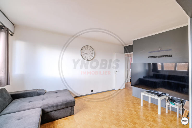 Appartement - 93 m² - 4 pièces