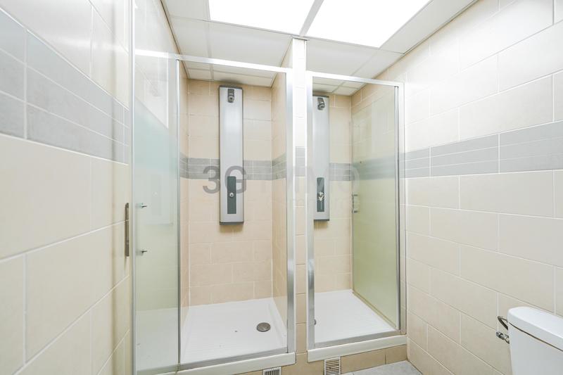 Local commercial - 303 m² - 10 pièces