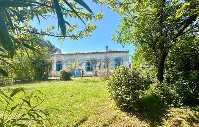 Maison - 175 m² - 7 pièces