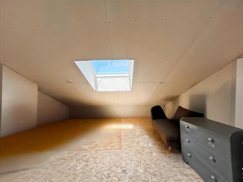 Maison - 185 m² - 8 pièces