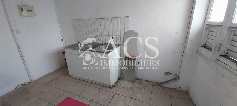 Immeuble - 105 m² - 6 pièces