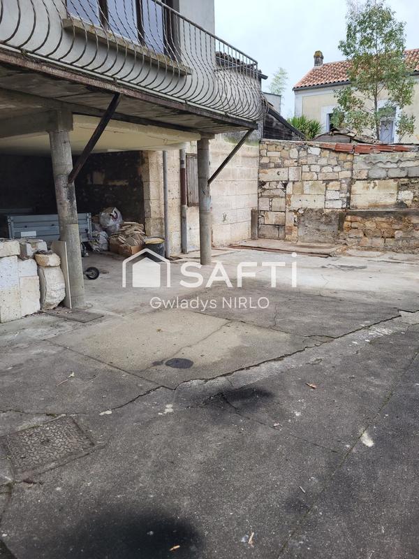 Maison - 180 m² - 4 pièces