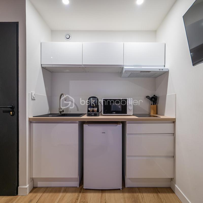 Bureau - 46 m² - 2 pièces