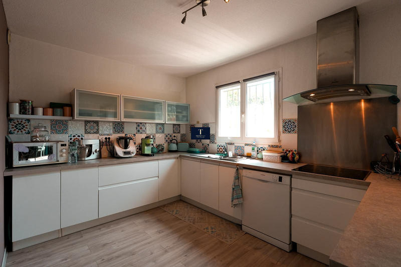 Maison traditionnelle - 95 m² - 4 pièces