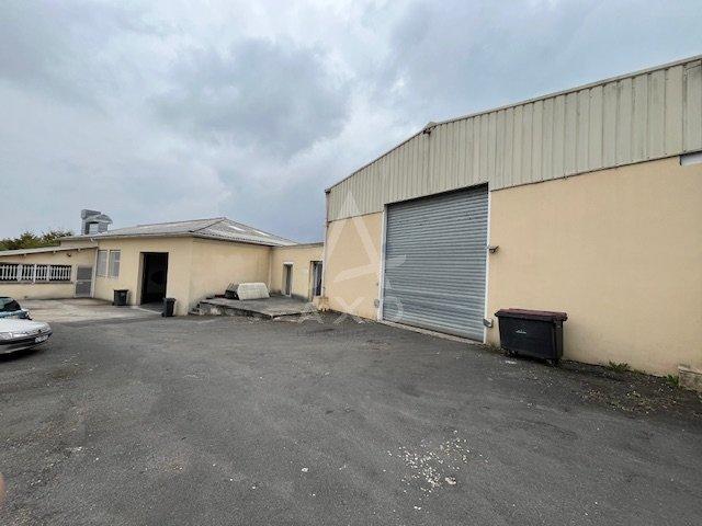 Local d'activités - 730 m²