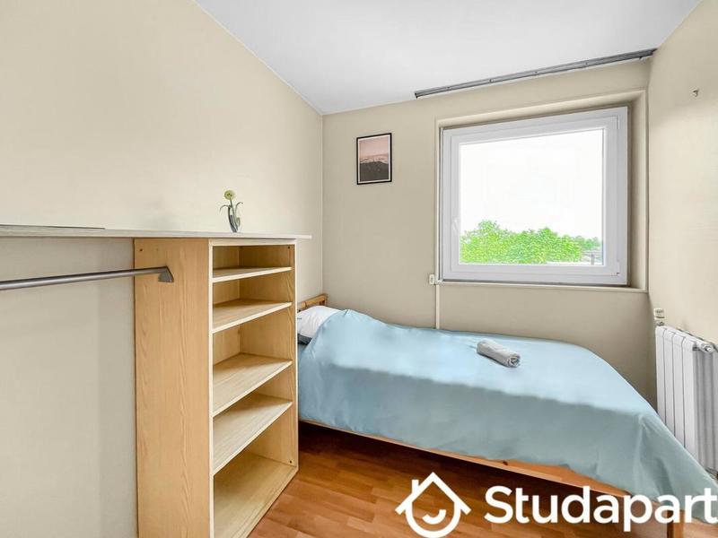 Chambre - 10 m² - 1 pièce