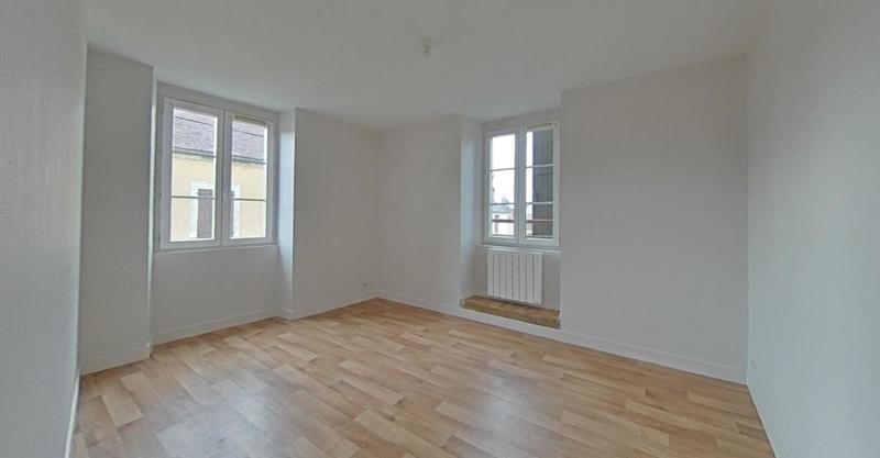 Maison - 94 m² - 5 pièces