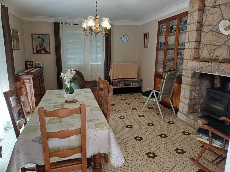 Maison - 97 m² - 5 pièces