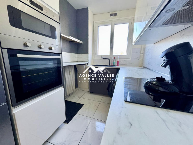 Appartement - 70 m² - 4 pièces