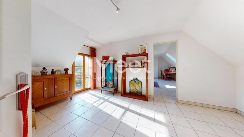 Demeure - 174 m² - 7 pièces