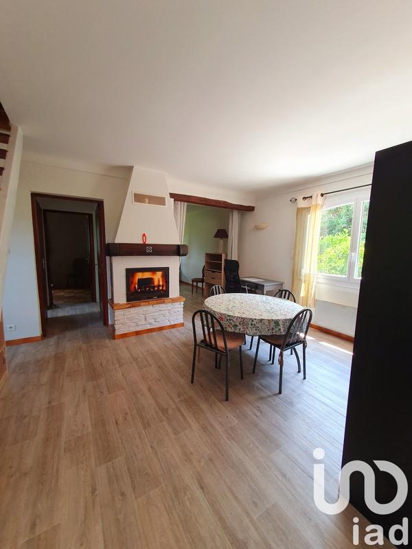 Maison - 198 m² - 8 pièces