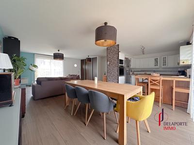 Maison - 121 m² - 5 pièces