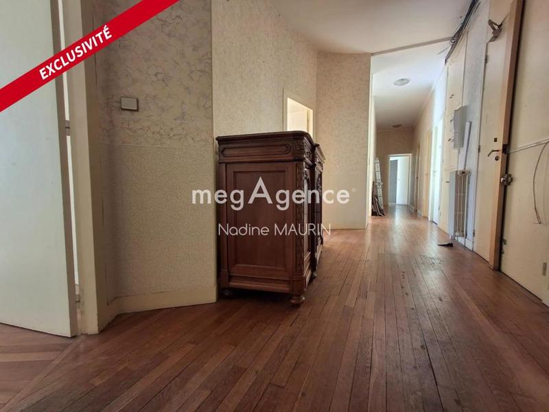 Appartement - 192 m² - 6 pièces