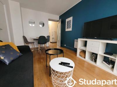 Chambre - 9 m² - 1 pièce