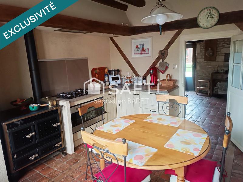 Maison - 355 m² - 10 pièces