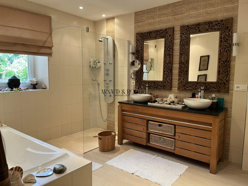 Villa - 175 m² - 7 pièces