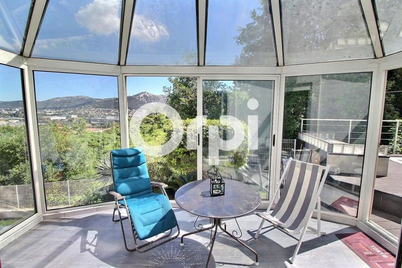 Maison - 200 m² - 5 pièces