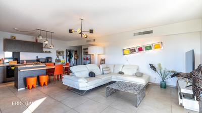 Appartement - 103 m² - 4 pièces