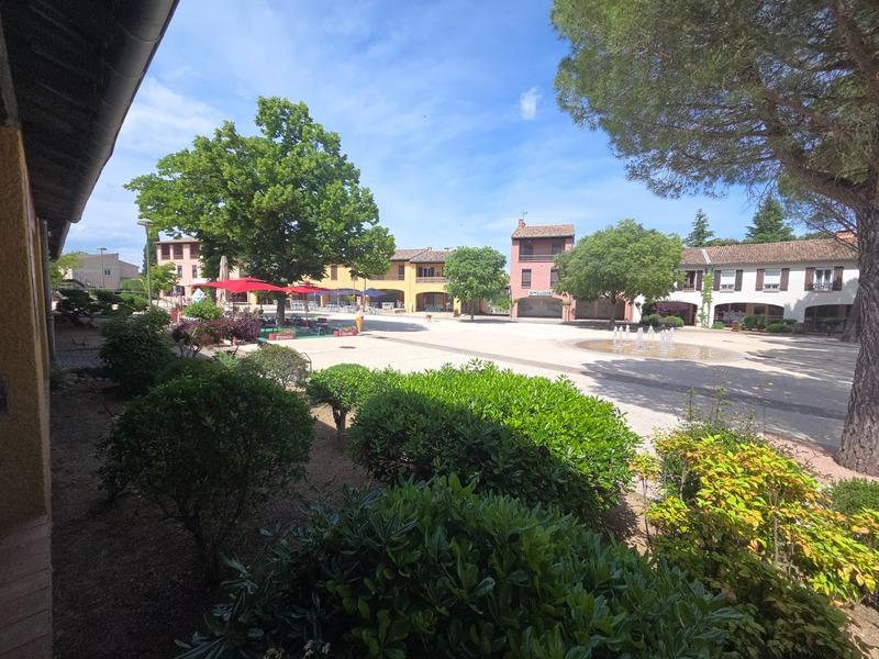 Local commercial - 86 m² - 5 pièces