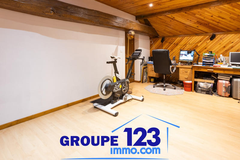 Maison - 169 m² - 4 pièces