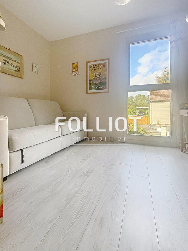 Maison - 188 m² - 9 pièces