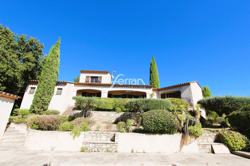 Maison - 130 m² - 4 pièces